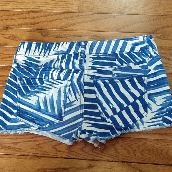 Express shorts, size 0 - Picture 2 of 5